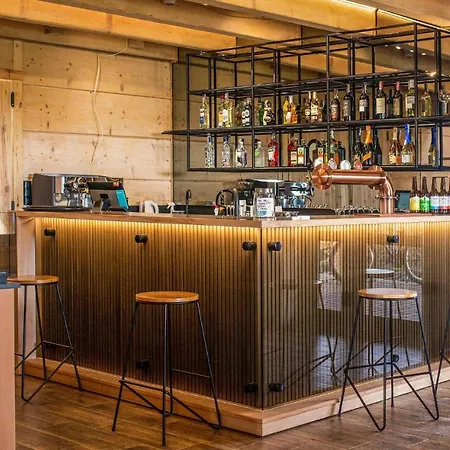 Gorgeous In Jezierzany